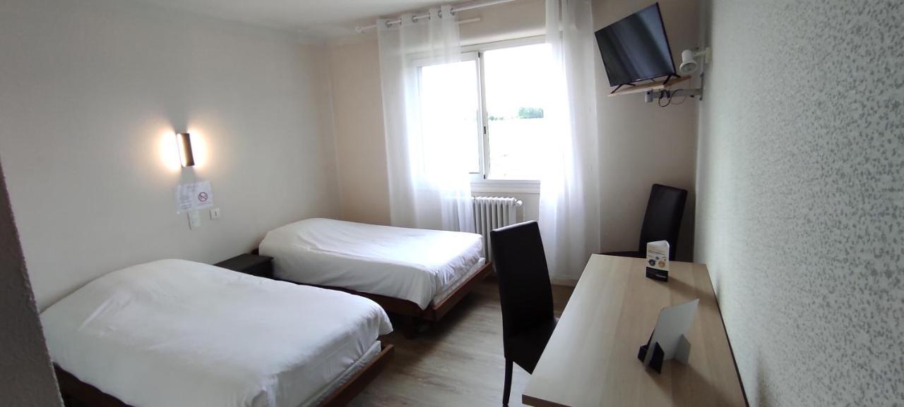Hostellerie Du Parc Labarthe-Inard エクステリア 写真
