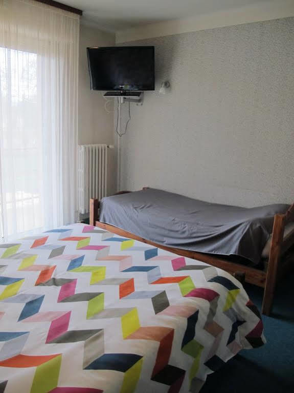 Hostellerie Du Parc Labarthe-Inard エクステリア 写真