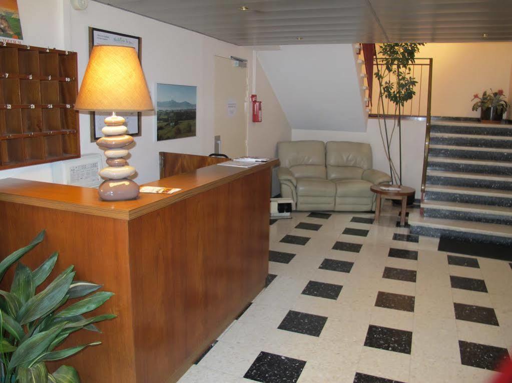 Hostellerie Du Parc Labarthe-Inard エクステリア 写真