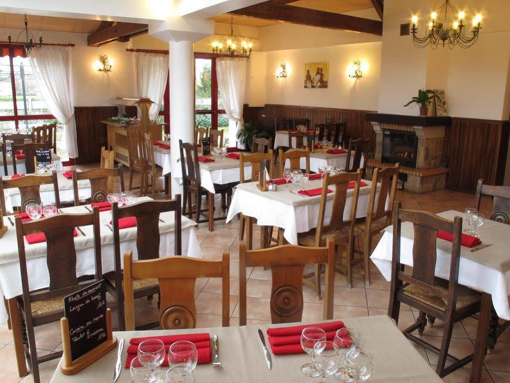 Hostellerie Du Parc Labarthe-Inard エクステリア 写真