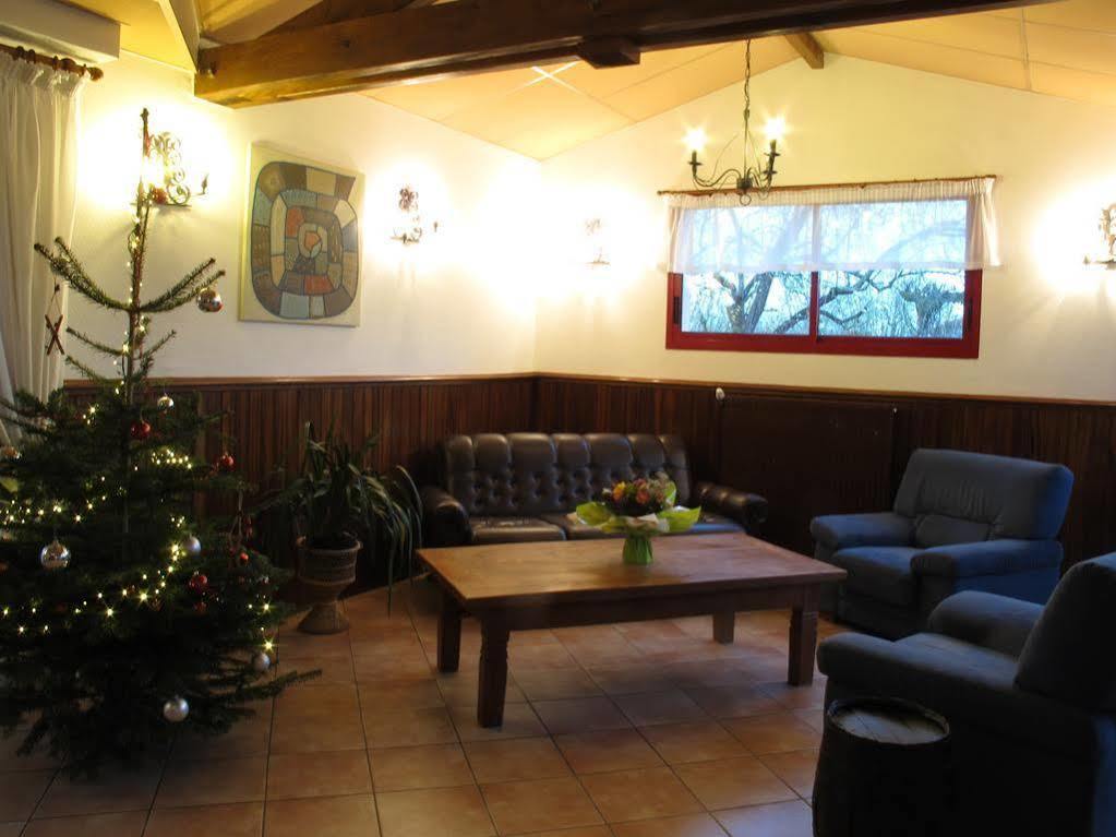 Hostellerie Du Parc Labarthe-Inard エクステリア 写真